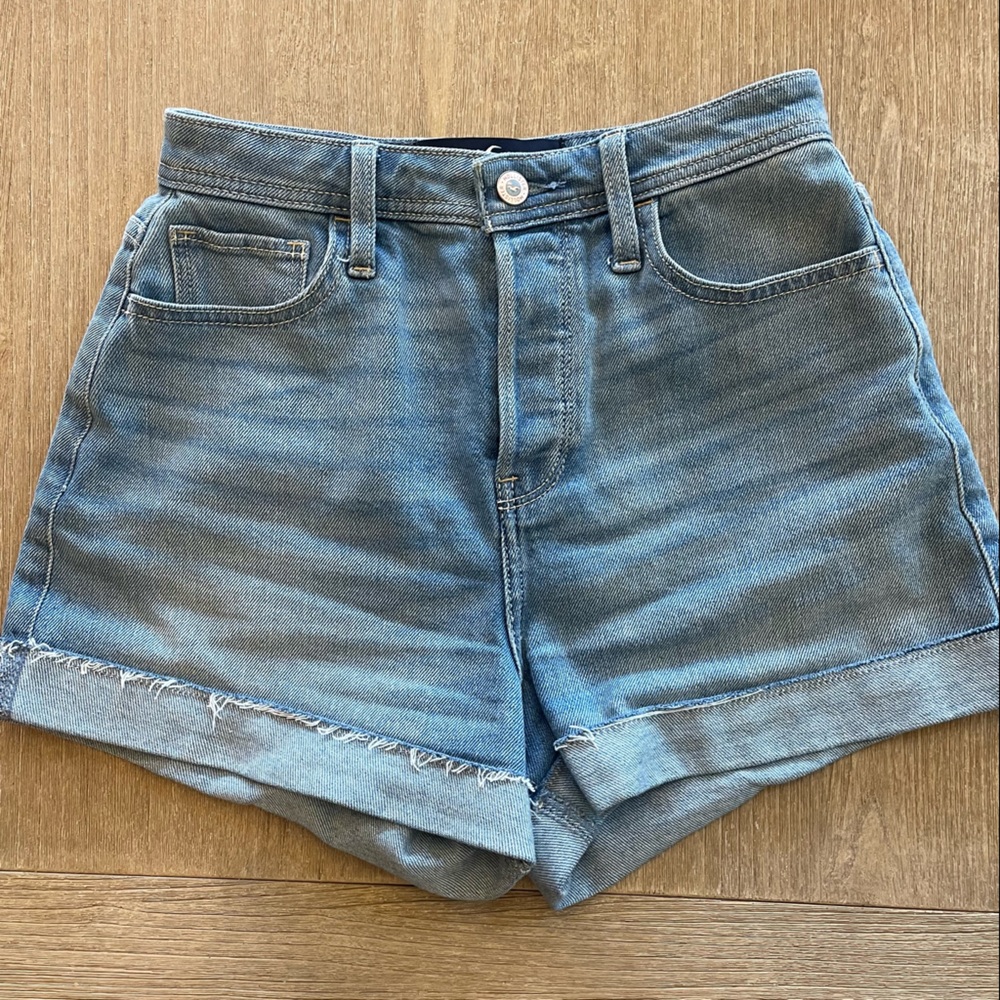 Hollister Mom Shorts